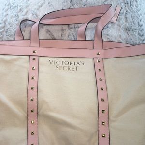 NWT LIMITED EDITION 2017 Victoria’s Secret Tote